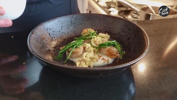 Recept van coquilles, miso, massala en bloemkool